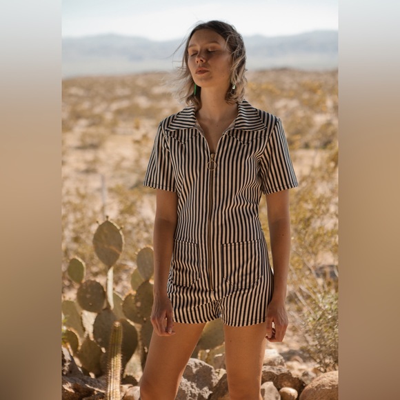 Lykke Wullf Janae shorts jumpsuit striped navy cream summer - Picture 1 of 7